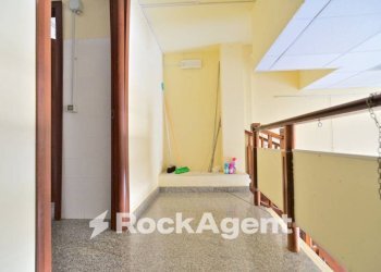 Interno palazzo - Negozio piazza Spada, 9, Fiuggi - foto 15