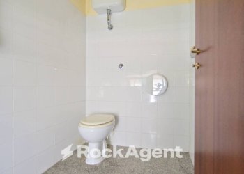 Bagno - Negozio piazza Spada, 9, Fiuggi - foto 18