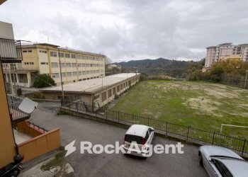 Vista - Two-room apartment via Ettore Vitale, Catanzaro - photo 28
