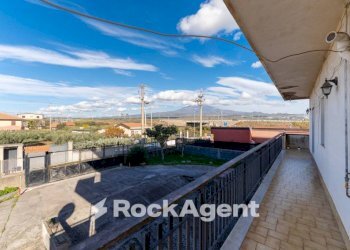 Terrazzo - Four-room apartment via Pantelleria, 20, Belpasso - photo 1