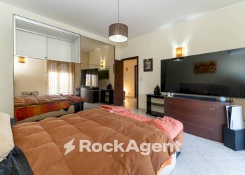 Camera da letto - Four-room apartment via Pantelleria, 20, Belpasso - photo 17