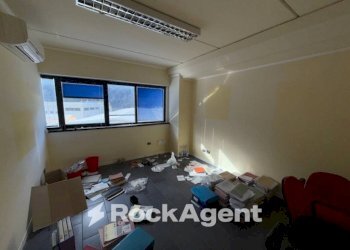 Ufficio - Magazzino via dell'Artigianato, Finale Ligure - foto 3