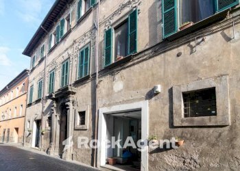 Facciata - Trilocale via Roma, 34, Acquapendente - foto 2