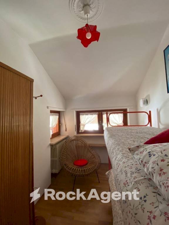 Camera da letto - Trilocale via Melezet, 138, Bardonecchia - foto 3