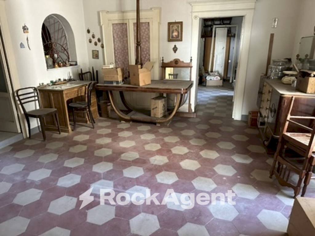 Ingresso - Trilocale corso Vittorio Emanuele, 115, Poggiofiorito - foto 3