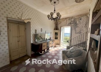 Camera da letto - Trilocale corso Vittorio Emanuele, 115, Poggiofiorito - foto 8