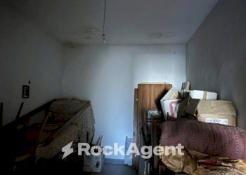 Stanza non arredata - Trilocale corso Vittorio Emanuele, 115, Poggiofiorito - foto 19