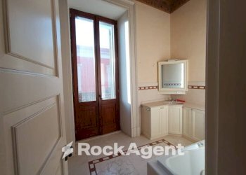 Bagno - Stabile - Palazzo corso Umberto, 77, Trepuzzi - foto 15