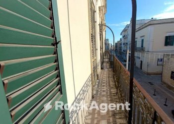 Balcone - Stabile - Palazzo corso Umberto, 77, Trepuzzi - foto 26