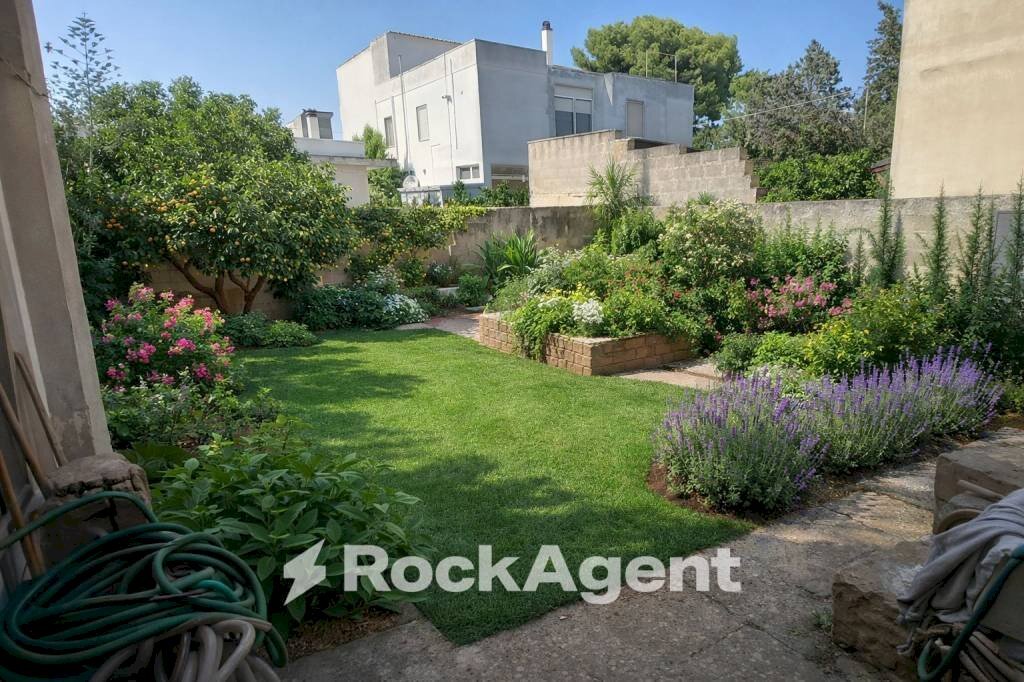 Giardino - Four-room apartment via Fratelli Cervi, 26, Melissano - photo 3