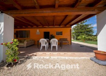 Veranda - Villa Tottubella, SS, Sassari - photo 34