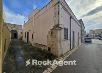 Zona - Altro via Ludovico Ariosto, Spongano - foto 4