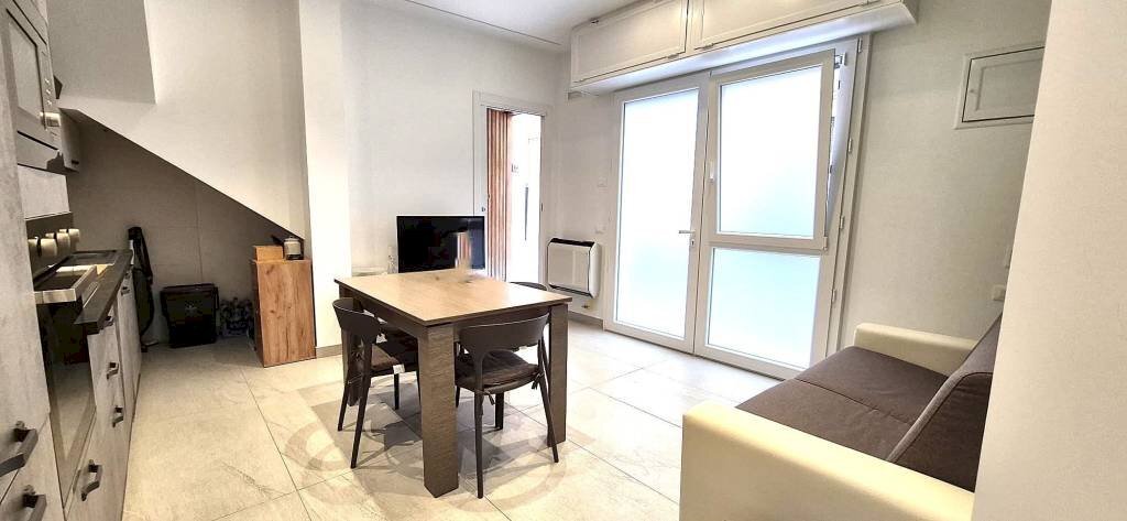 Cucina - Casa indipendente via Armando Diaz, 290, Alcamo - foto 1