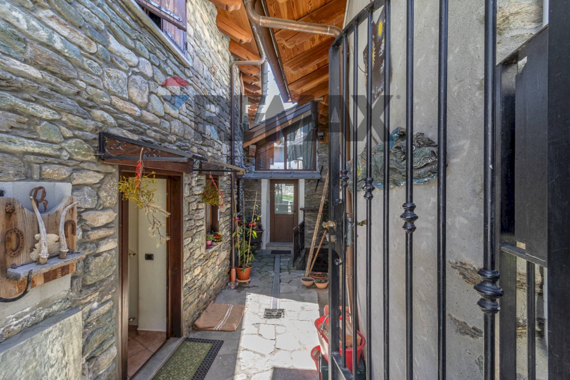 Small Villa Fognier 
 Nus, AO, Nus - photo 3