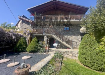 Small Villa Fognier 
 Nus, AO, Nus - photo 1