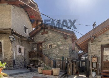 Small Villa Fognier 
 Nus, AO, Nus - photo 2