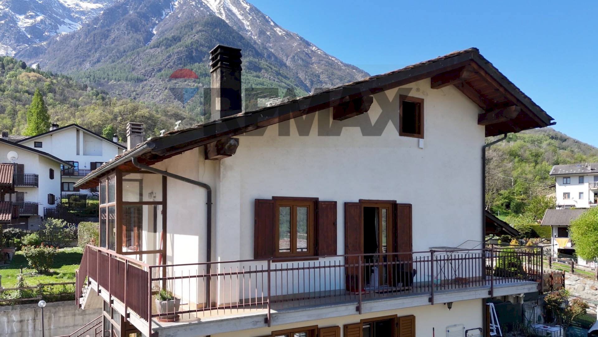 Trilocale Neyran-Dessus, 48 
 Brissogne, Brissogne - foto 1