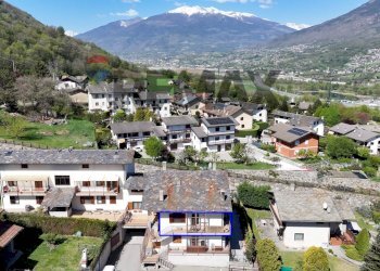 Trilocale Neyran-Dessus, 48 
 Brissogne, Brissogne - foto 2