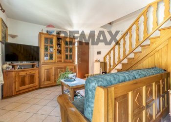 Trilocale Neyran-Dessus, 48 
 Brissogne, Brissogne - foto 10