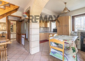 Trilocale Neyran-Dessus, 48 
 Brissogne, Brissogne - foto 12