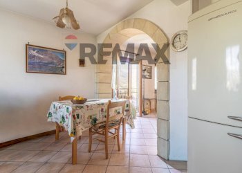 Trilocale Neyran-Dessus, 48 
 Brissogne, Brissogne - foto 14