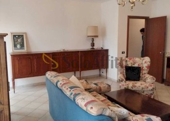 e4cf1c6c-5bb9-4fd9-90ce-475b2eeb6259.jpeg - Quadrilocale Via Nardo da Razzo 12, Vaglia - foto 4