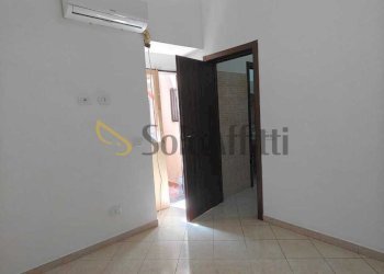 WhatsApp Image 2026-04-22 at 11.42.51 (1).jpeg - Bilocale Vicolo San Cosimo 2, Catania - foto 5