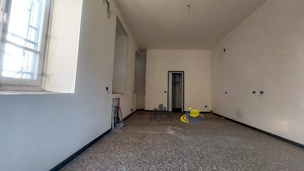 20260122_155912_resized.jpg - Commercial Premises Solignano - photo 3