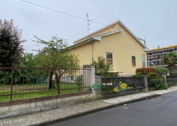 24.jpg - Villa Via Piave 1, Noceto - foto 2