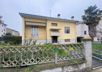 32.jpg - Villa Via Piave 1, Noceto - foto 3