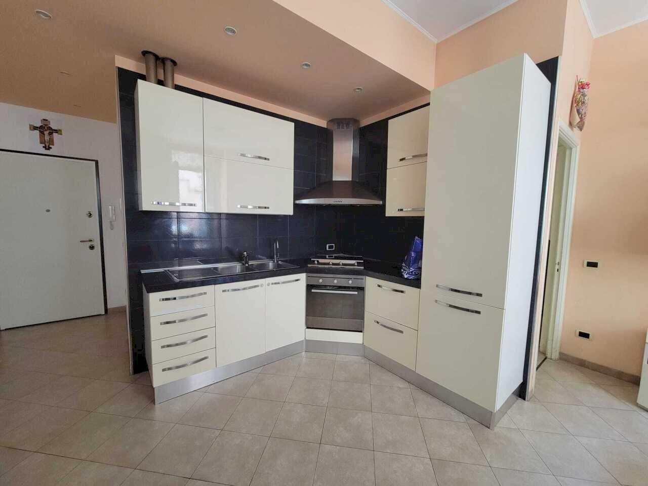 1 - Three-room apartment Via Metella 1, Ventimiglia - photo 2