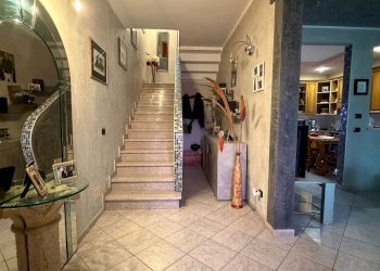 PHOTO-2026-04-22-09-12-52 (4).jpg - Casale Via San Bellino 13, Rovigo - foto 1