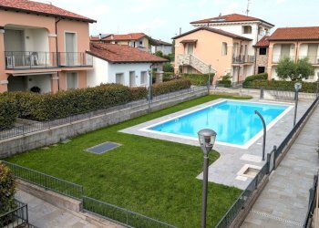 PXL_20250605_074325582.jpg - Trilocale VIA VASCO DA GAMA 10, Sirmione - foto 6