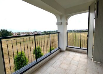 PXL_20250605_073534286.jpg - Trilocale VIA VASCO DA GAMA 10, Sirmione - foto 13