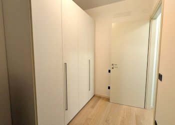 PXL_20250605_073631611.jpg - Trilocale VIA VASCO DA GAMA 10, Sirmione - foto 16