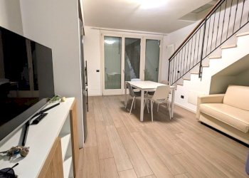 PXL_20250605_074127575.jpg - Trilocale VIA VASCO DA GAMA 10, Sirmione - foto 25