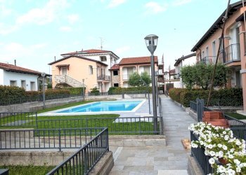 PXL_20250605_074357153.MP.jpg - Trilocale VIA VASCO DA GAMA 10, Sirmione - foto 29