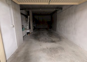 PXL_20250605_074654845.jpg - Trilocale VIA VASCO DA GAMA 10, Sirmione - foto 30