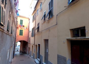 palazzina.jpg - Quadrilocale Genova (zona Voltri) - foto 17