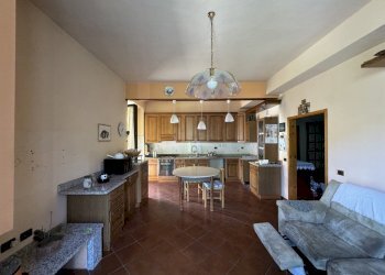cucina - Villa Via del Bisenzio, Vernio - foto 14