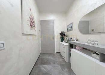 00074c91-f317-4ce8-a2b6-67391fba0ab0.jpg - Trilocale Via Pietro Novelli 10, Siracusa - foto 9