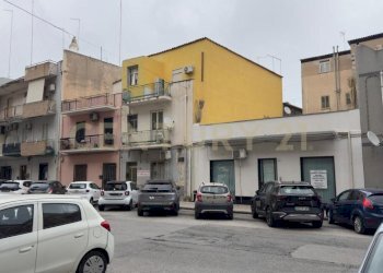 72809bd2-9168-44e2-bec9-34079cfd5f20.jpg - Trilocale Via Pietro Novelli 10, Siracusa - foto 14