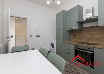 3.2 CUCINA.jpg - Quadrilocale Via della Insurrezione 12, Genova (zona Sestri Ponente) - foto 12