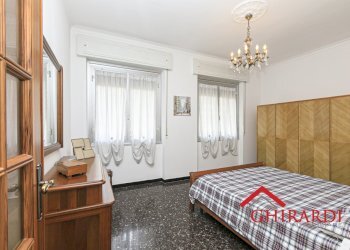 5.0 CAMERA 1.jpg - Appartamento Via Giordano 96, Genova (zona Sestri Ponente) - foto 12