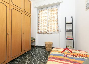 6.2 CAMERA 2.jpg - Appartamento Via Giordano 96, Genova (zona Sestri Ponente) - foto 19