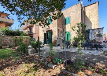 WhatsApp Image 2026-04-21 at 10.14.26 (1).jpeg - Trilocale Via Giuseppe Garibaldi 149, Guidonia Montecelio - foto 11