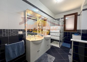69cc0c04-78fb-4ee4-a8a6-48e1a442bb8f.jpg - Villa a Schiera Via Salvatore Monteforte, Siracusa - foto 12