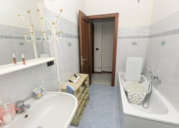 bagno 1 - Attico Via Morego 55, Genova (zona Pontedecimo) - foto 28