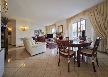 IMG_20260318_115654(1).jpg - Porzione di casa Fosdinovo - foto 19