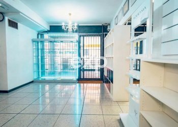 Locale Commerciale Via Monte Rosa, Villa Guardia - foto 5